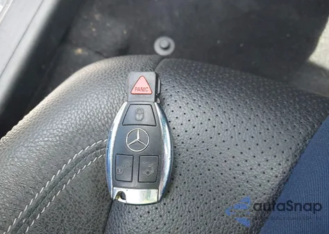 2013 Mercedes-Benz C 250 from USA, damaged, VIN WDDGJ4HB4DF960262